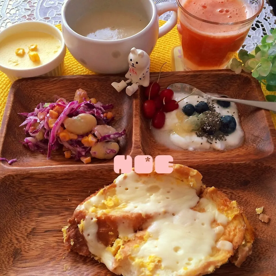 Snapdishの料理写真:コ–ンチ–ズフレンチト–ストで朝ごはん♡|noeさん