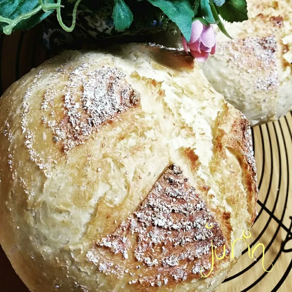 Snapdishの料理写真:初焼きはシンプルなカンパーニュ|Jurinさん