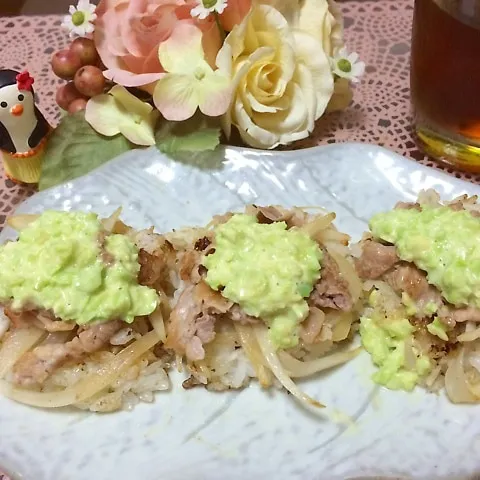 枝豆タルタルと豚肉のライスカナッペ☆|noeさん