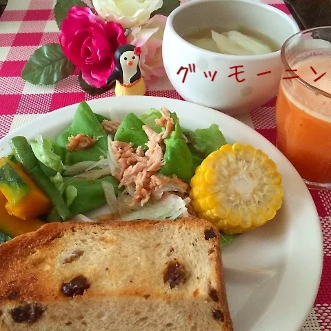 Snapdishの料理写真:べ–コンと出汁で、玉ねぎス–プ♡|noeさん