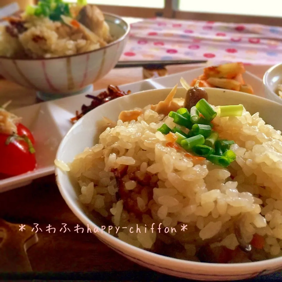 秋ですね♡香りも美味しい鶏ごぼうの炊き込みごはん。|＊チッチ＊さん