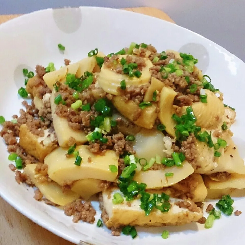 Snapdishの料理写真:筍と厚揚げとひき肉のすき煮|mi_neneco♪さん