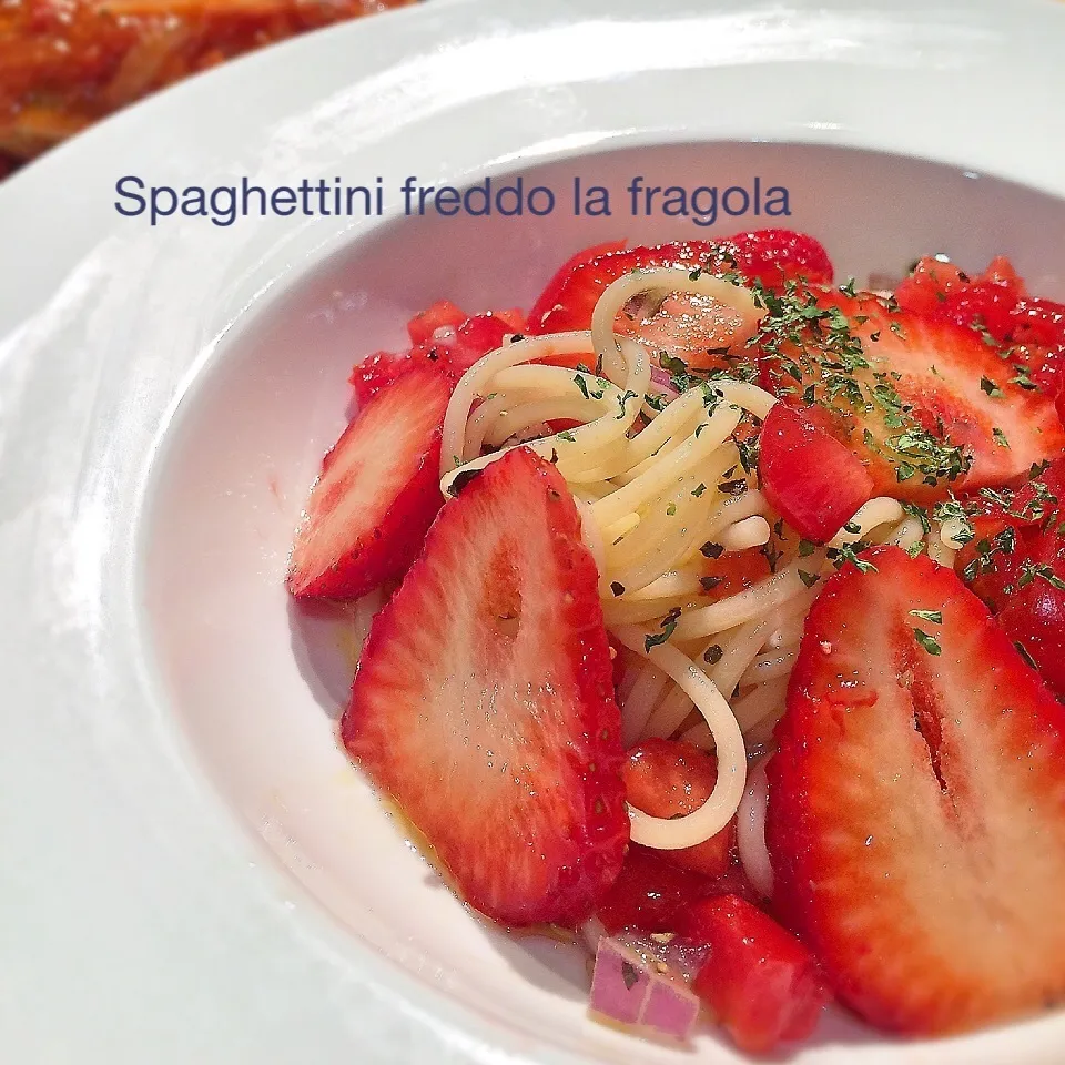 シャンパンと合わせたい♡イチゴの冷製スパゲッティーニ|可爱多さん