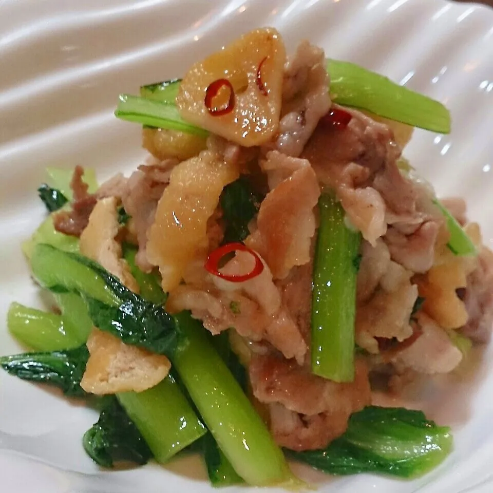 小松菜と京揚げと豚肉のにんにく風味ピリ辛炒め|mi_neneco♪さん