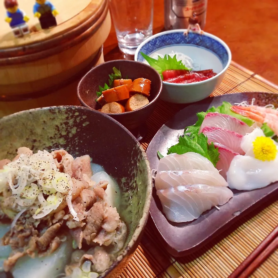 お刺身盛り合わせメインの夕食|可爱多さん