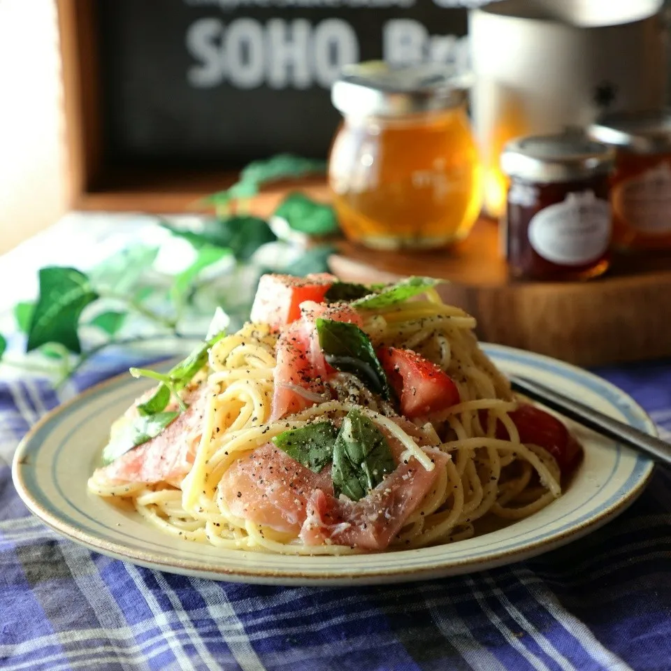 しらすとバジルトマトの冷製パスタ|かおりん✴︎❤︎さん