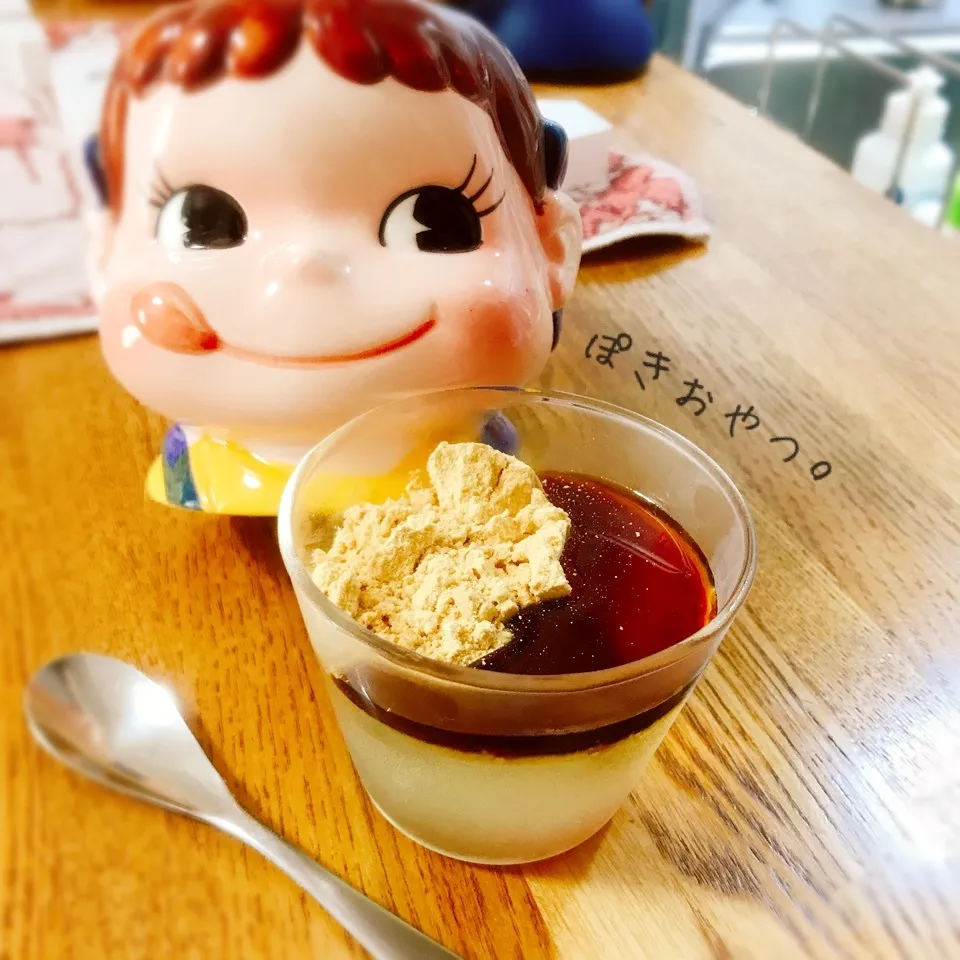 Snapdishの料理写真:涼を楽しむ〜🎐ゼラチンでプルモチわらび餅風デザート。|ぽき。さん