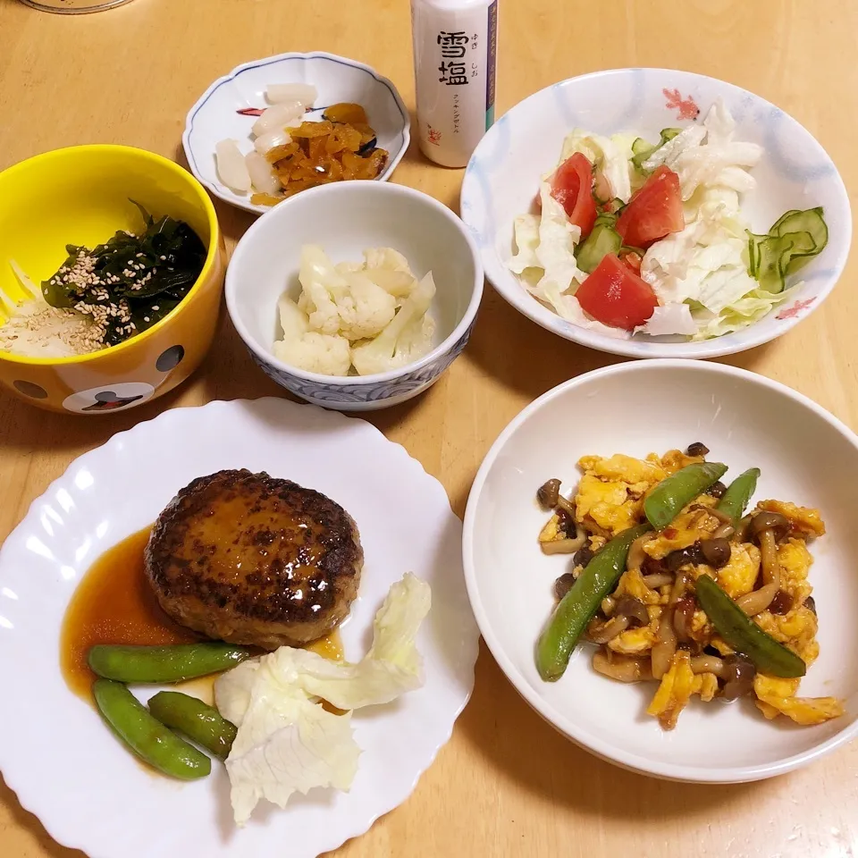 7ハンバーグ&ふわ玉キノコ炒め|Makokoさん