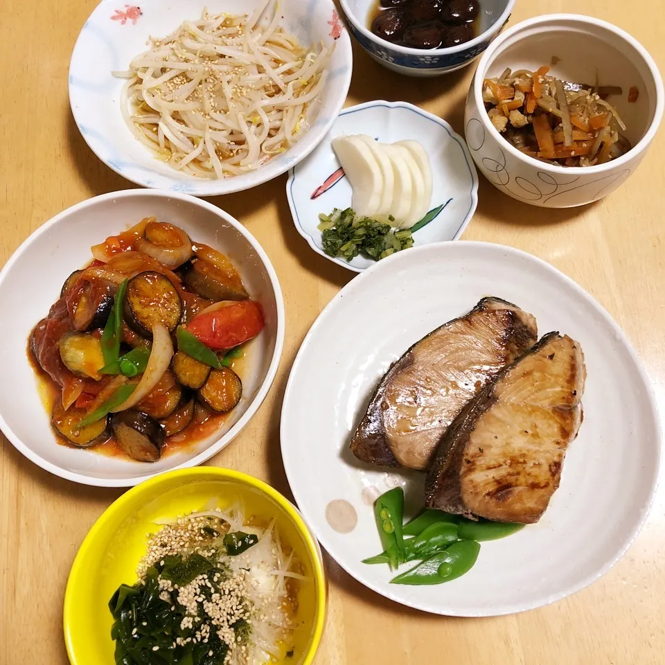 🐟鰤塩焼き&茄子トマト炒め🍆🍅|Makokoさん