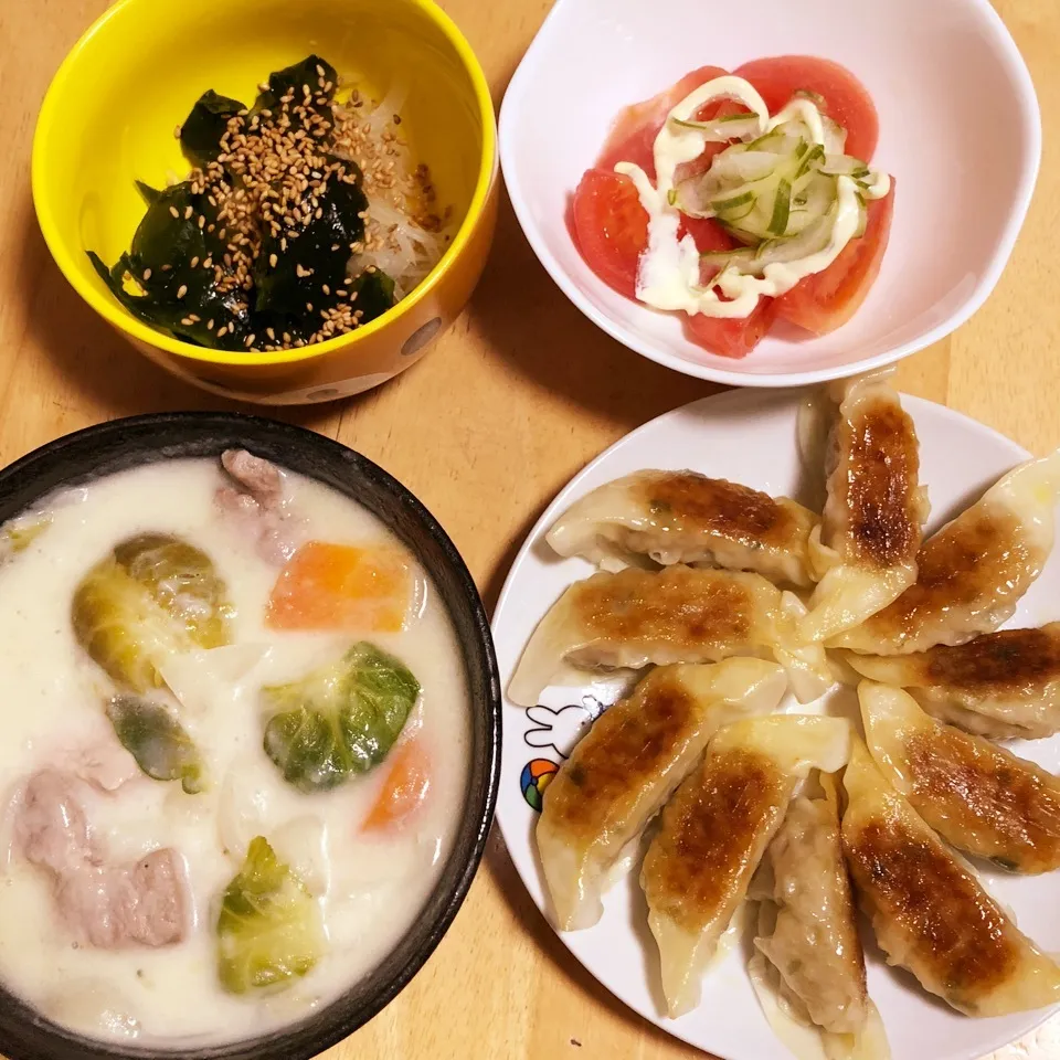 Snapdishの料理写真:餃子🥟|Makokoさん