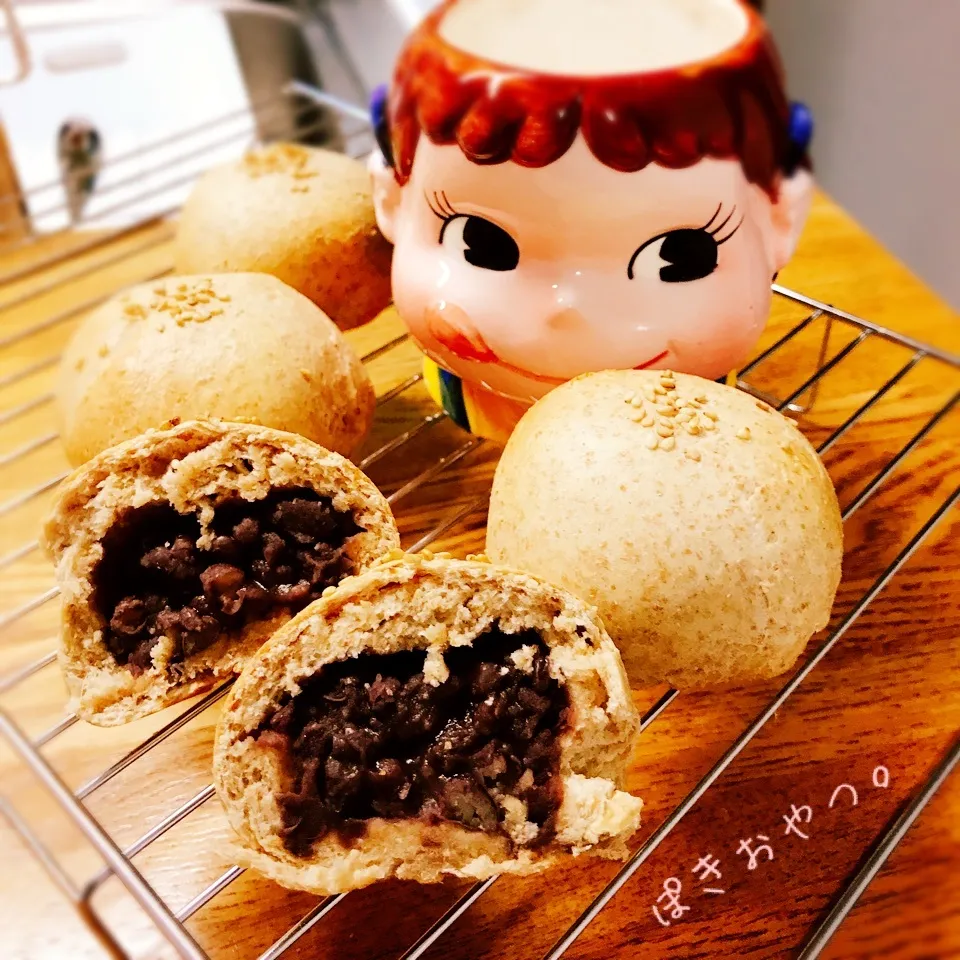 リユサちゃまのあんパン🍞自家製あんこ&全粒粉バージョン。|ぽき。さん