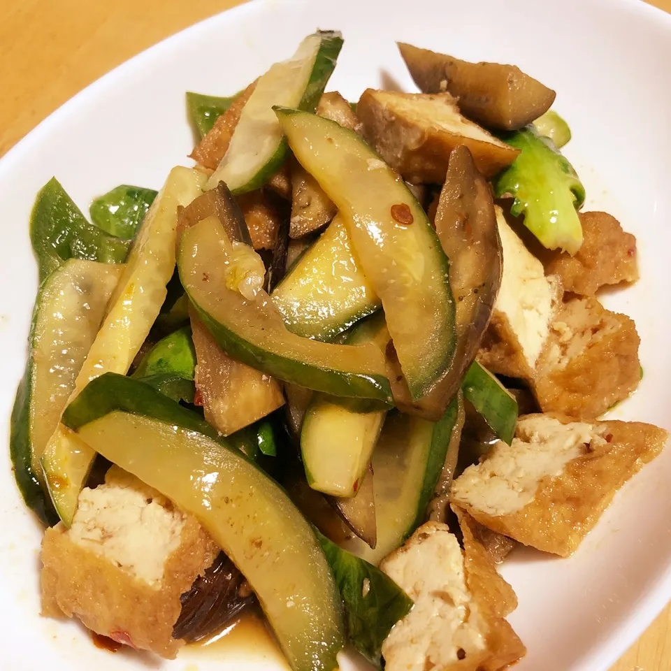 茄子🍆胡瓜🥒厚揚げ炒め〜|Makokoさん