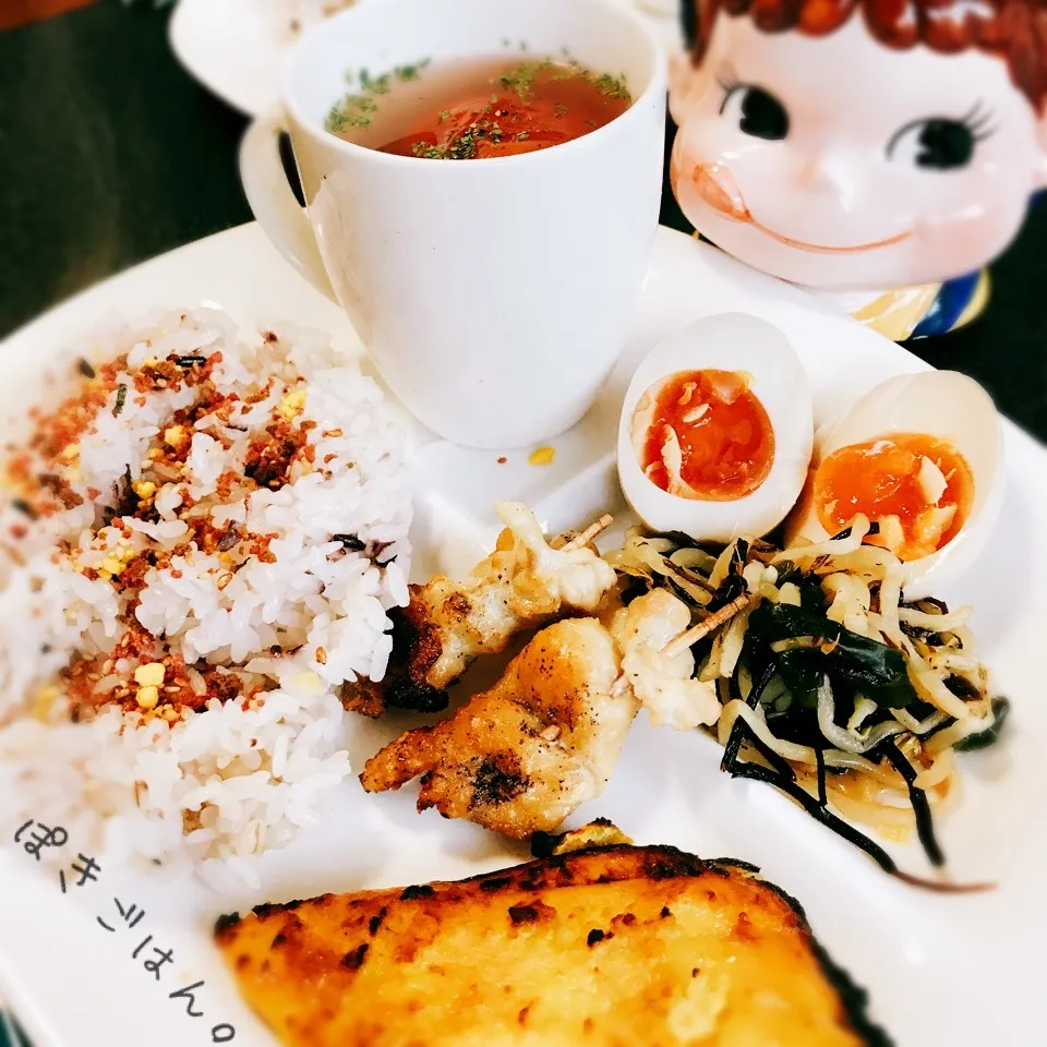 Snapdishの料理写真:皮を無駄にせず🐓ミニミニ鶏皮焼き。|ぽき。さん