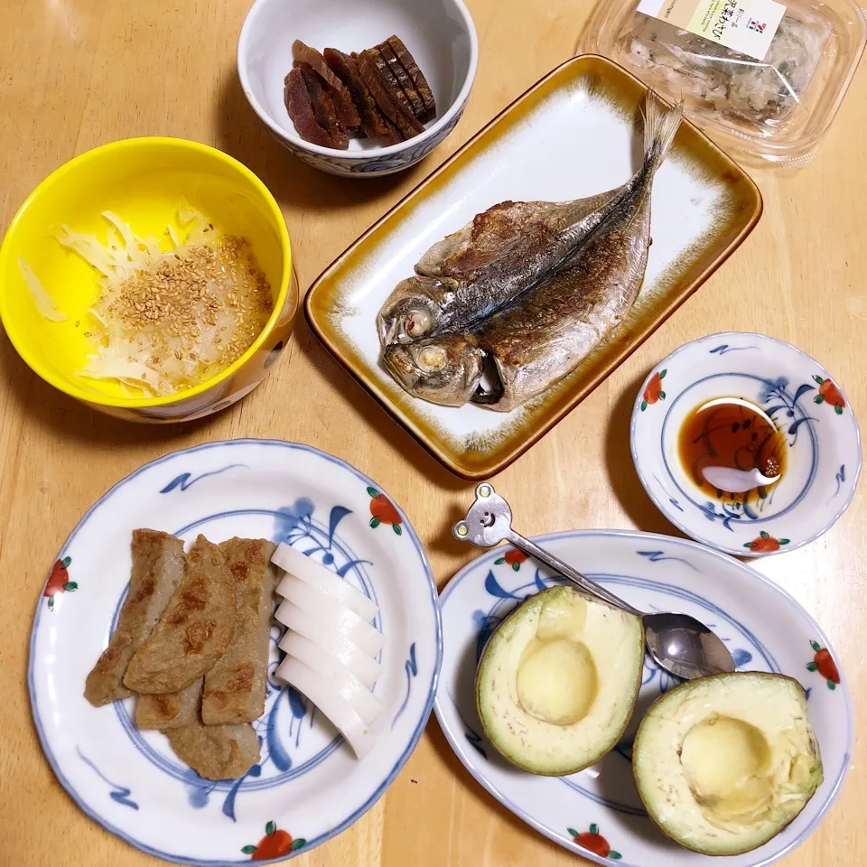 頭から食べられる鯵の開き🐟|Makokoさん