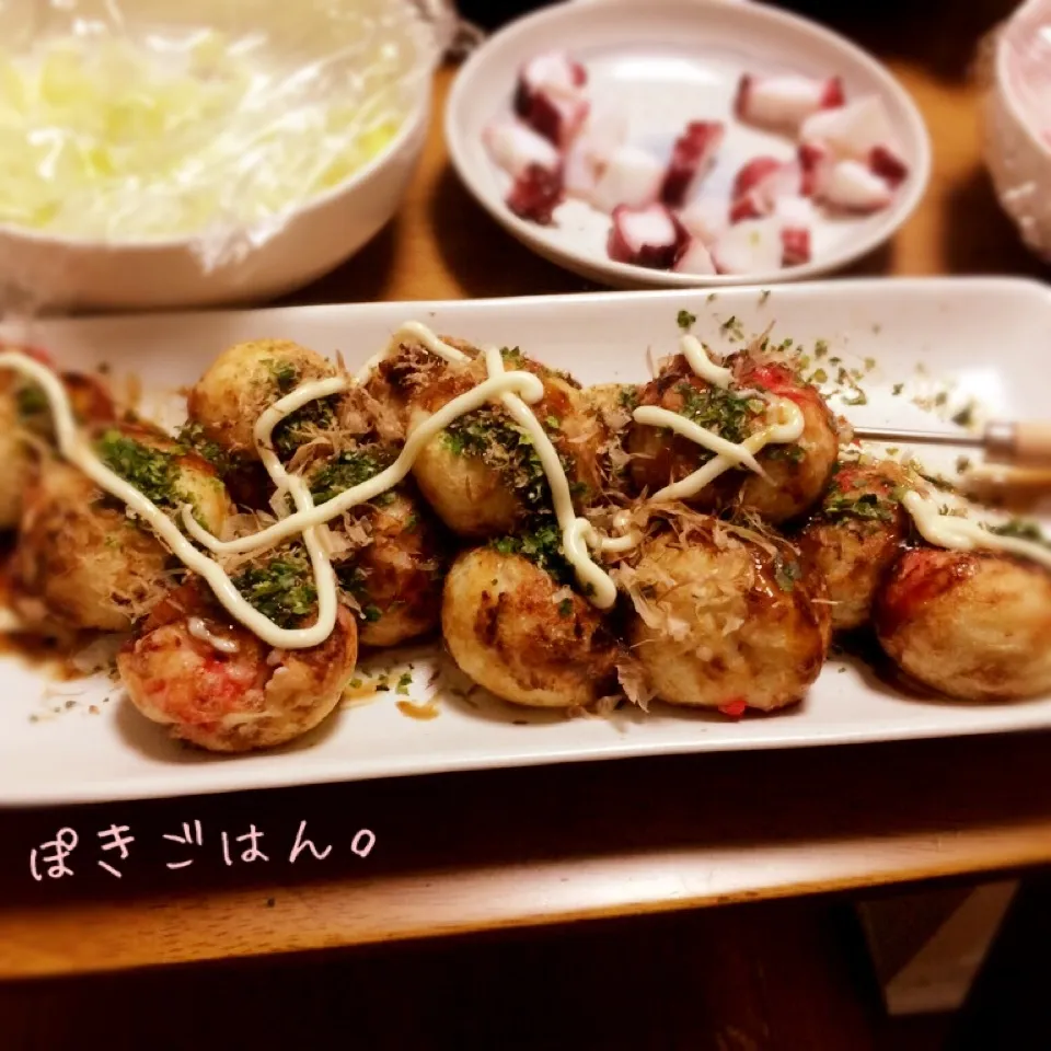 追いチーズが決め手🐙カリトロたこ焼き。|ぽき。さん