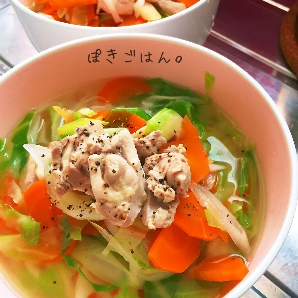 Snapdishの料理写真:さっぱり鶏野菜塩うどん。|ぽき。さん