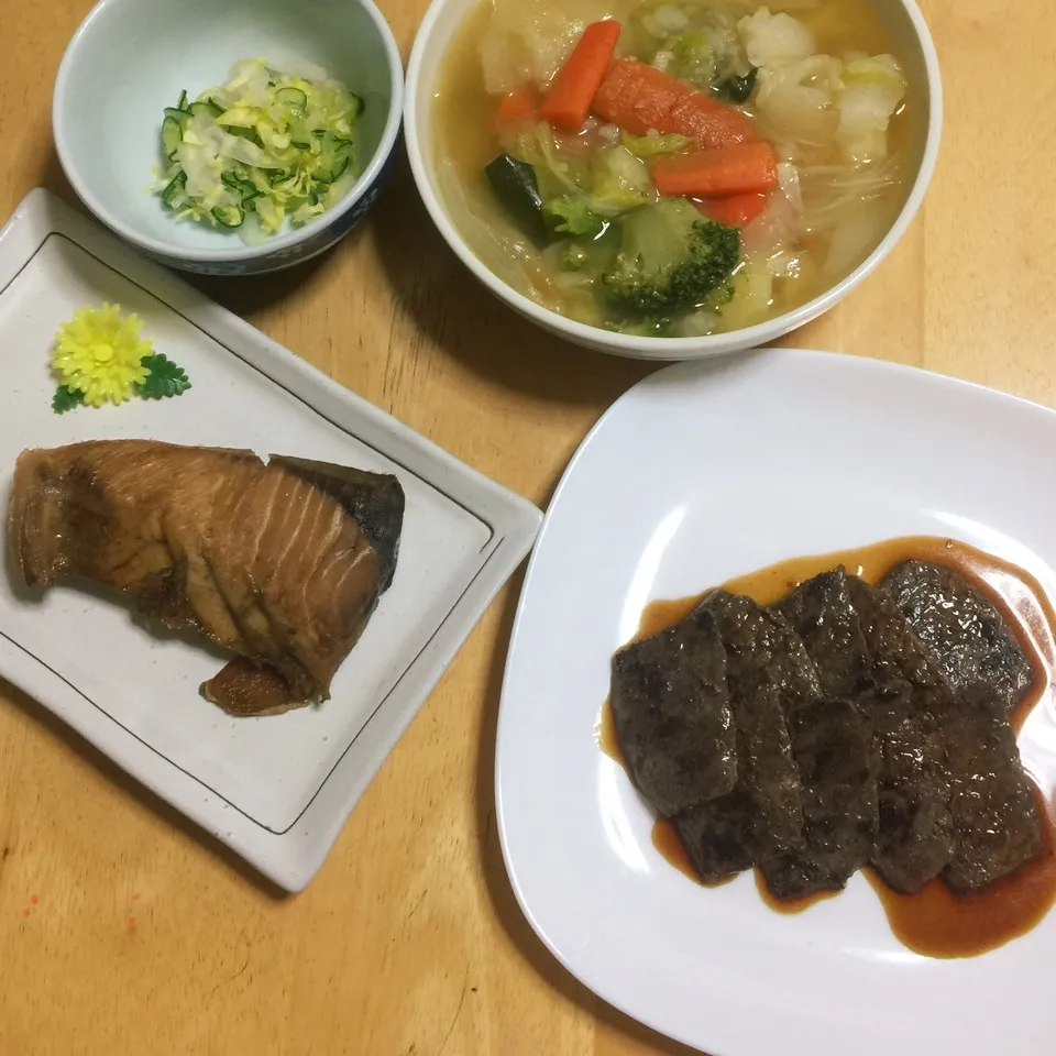 牛焼き肉&鰤煮付け✌🏻|Makokoさん