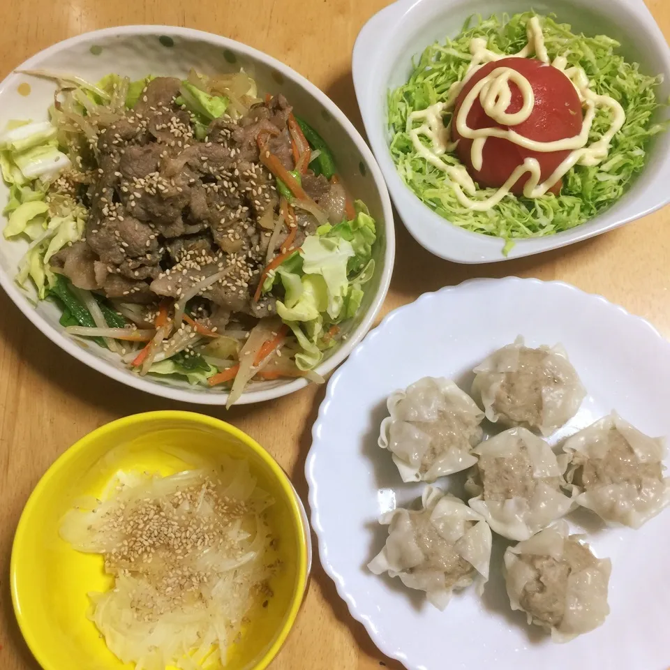 Snapdishの料理写真:肉野菜炒め林檎玉葱大蒜生姜擦り味💦|Makokoさん