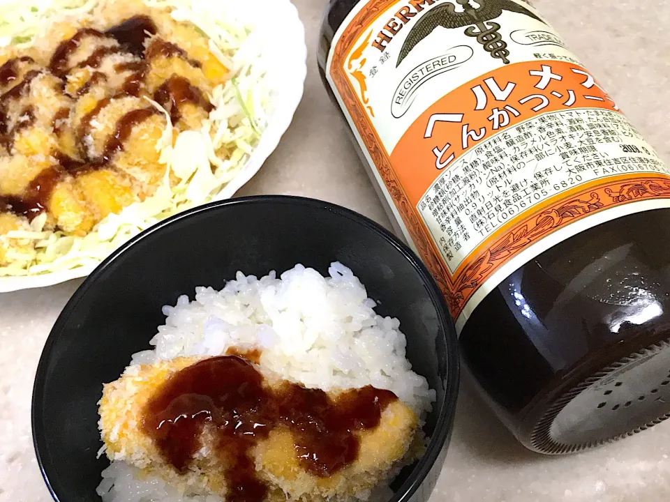 新米🍚をカツと一緒に😋|ミーさん