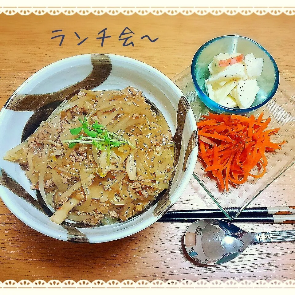 なーみちゃんの☆モヤシとしめじの麻婆丼ランチ|かのりさん