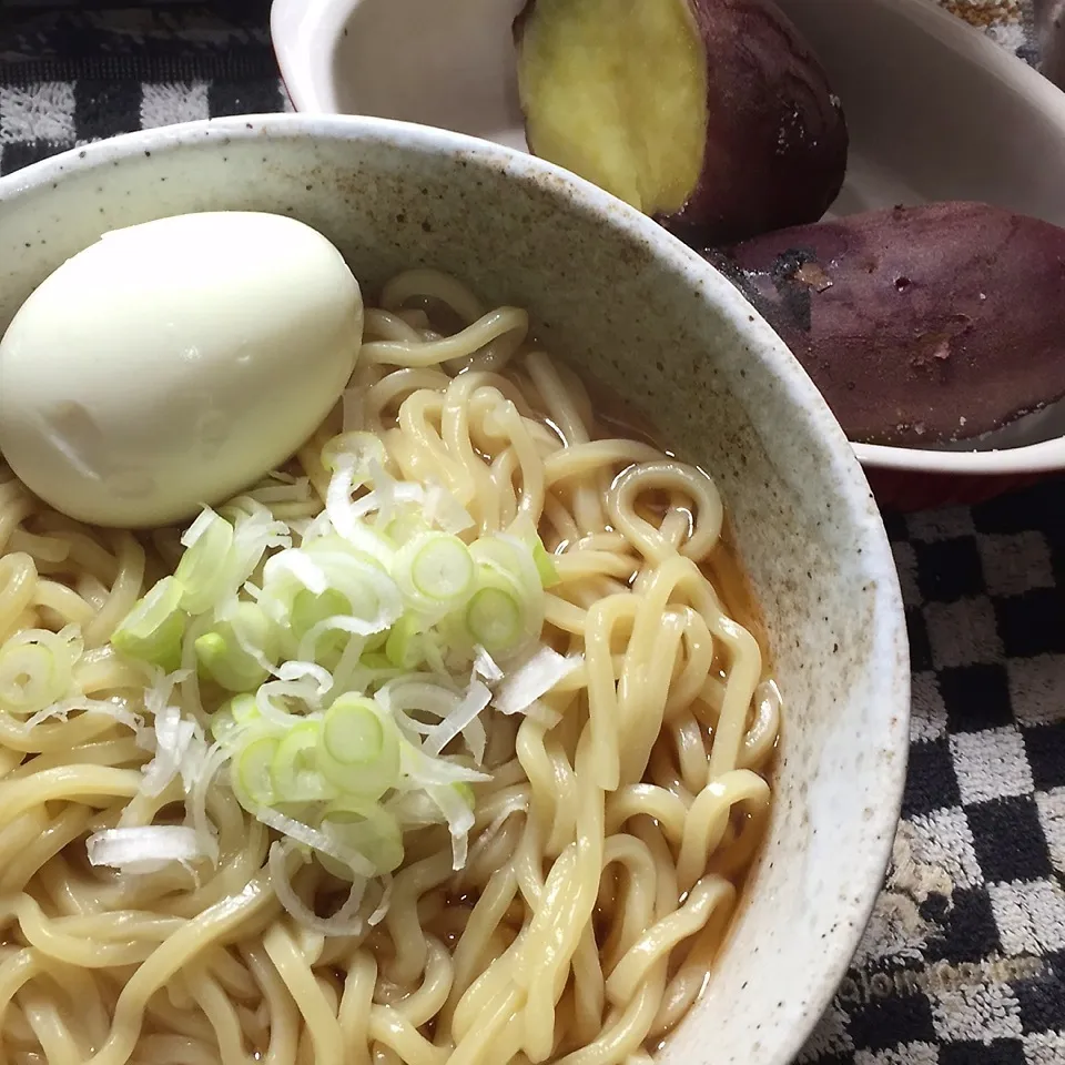 大掃除休憩ラーメン&芋|Makokoさん