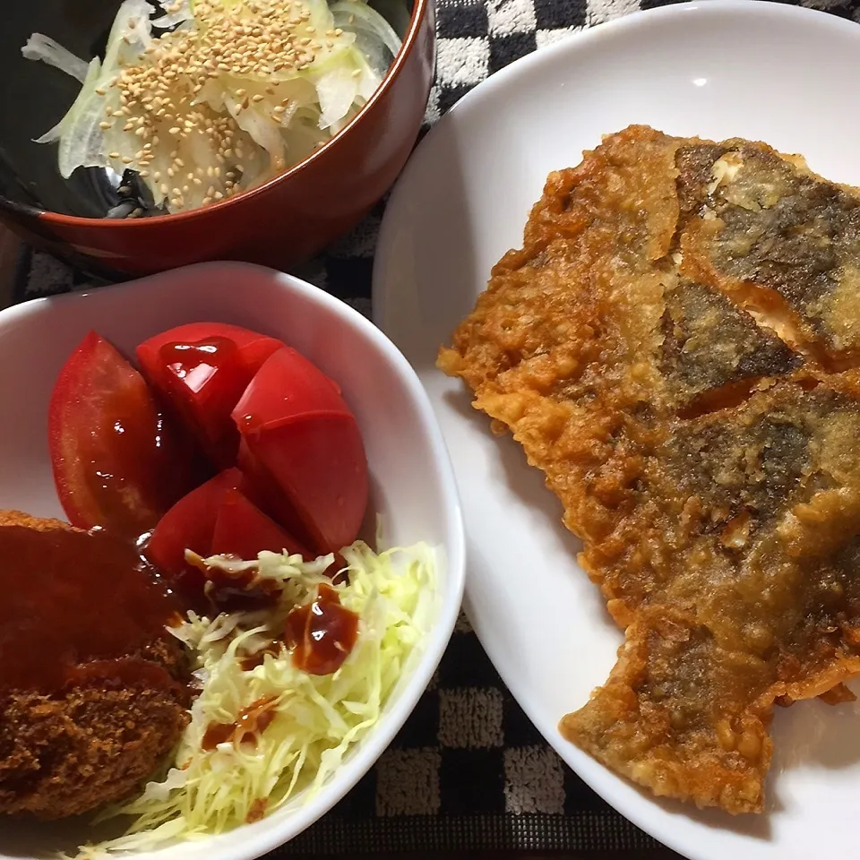 鰈唐揚げ☆玉葱酢☆ゲンコツ☆トマト|Makokoさん