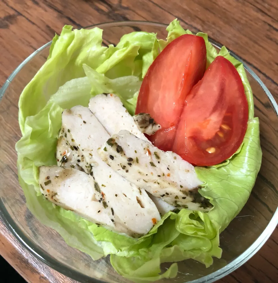 バジルチキンのサラダ🥗|高田春花さん