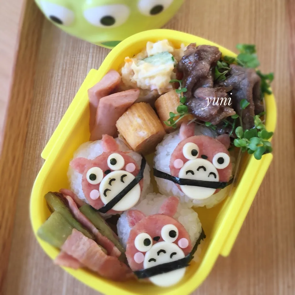 スパムのおにぎり弁当🍙|🌸yuni🌸さん