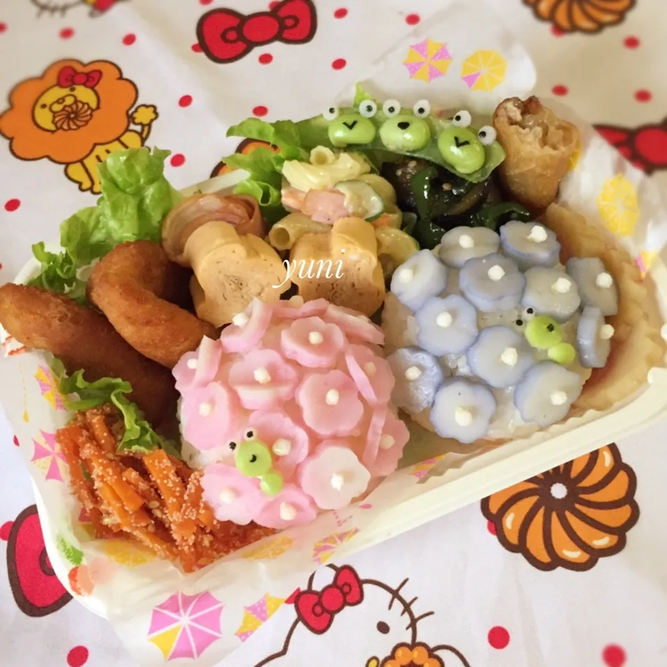 Snapdishの料理写真:💠紫陽花おにぎり🍙弁当|🌸yuni🌸さん