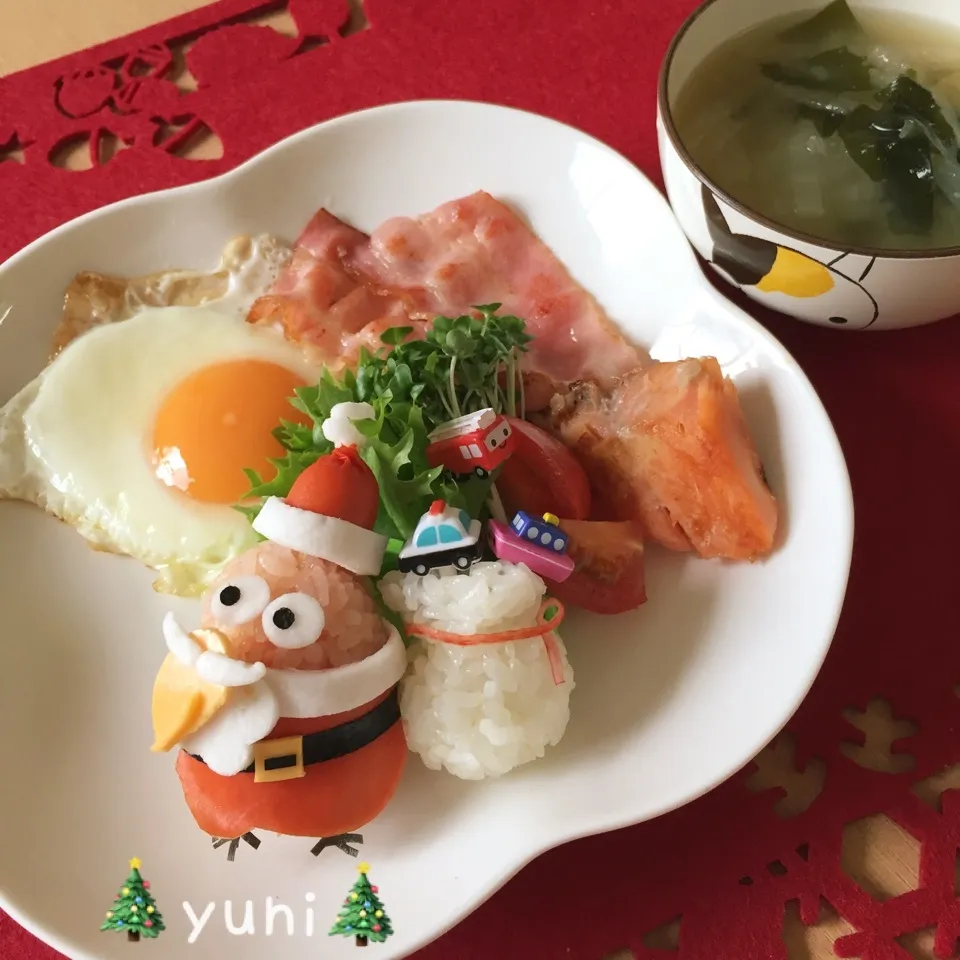 🎄キョロちゃんサンタの朝ごはん🤶|🌸yuni🌸さん