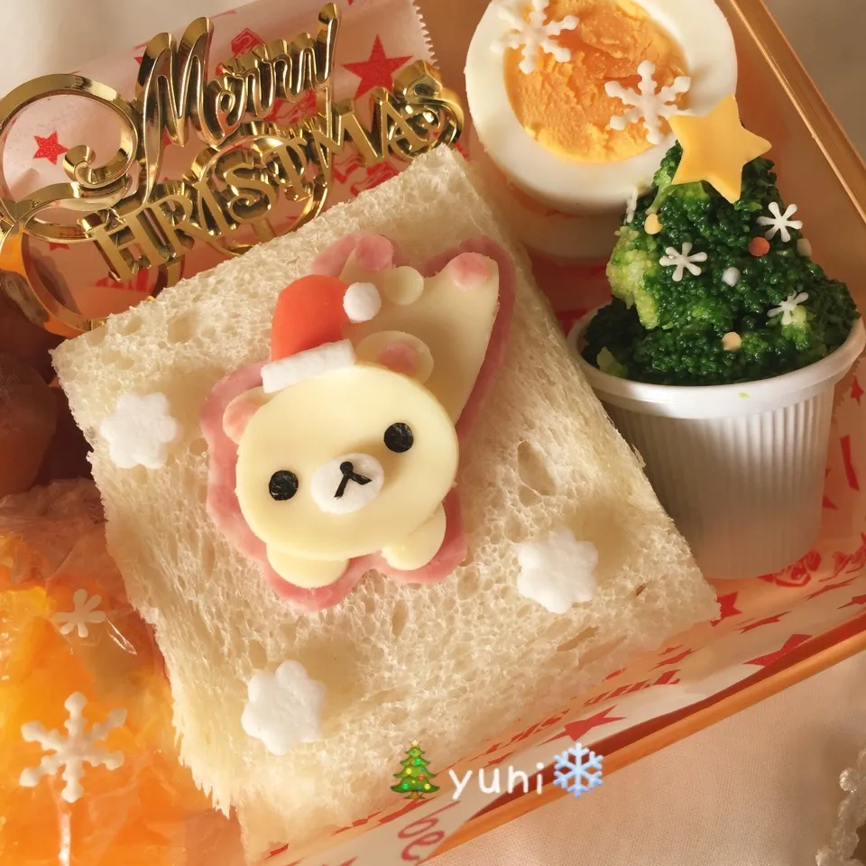 🎄コリラックマサンタ🎅の🍞サンドイッチ弁当🎄|🌸yuni🌸さん