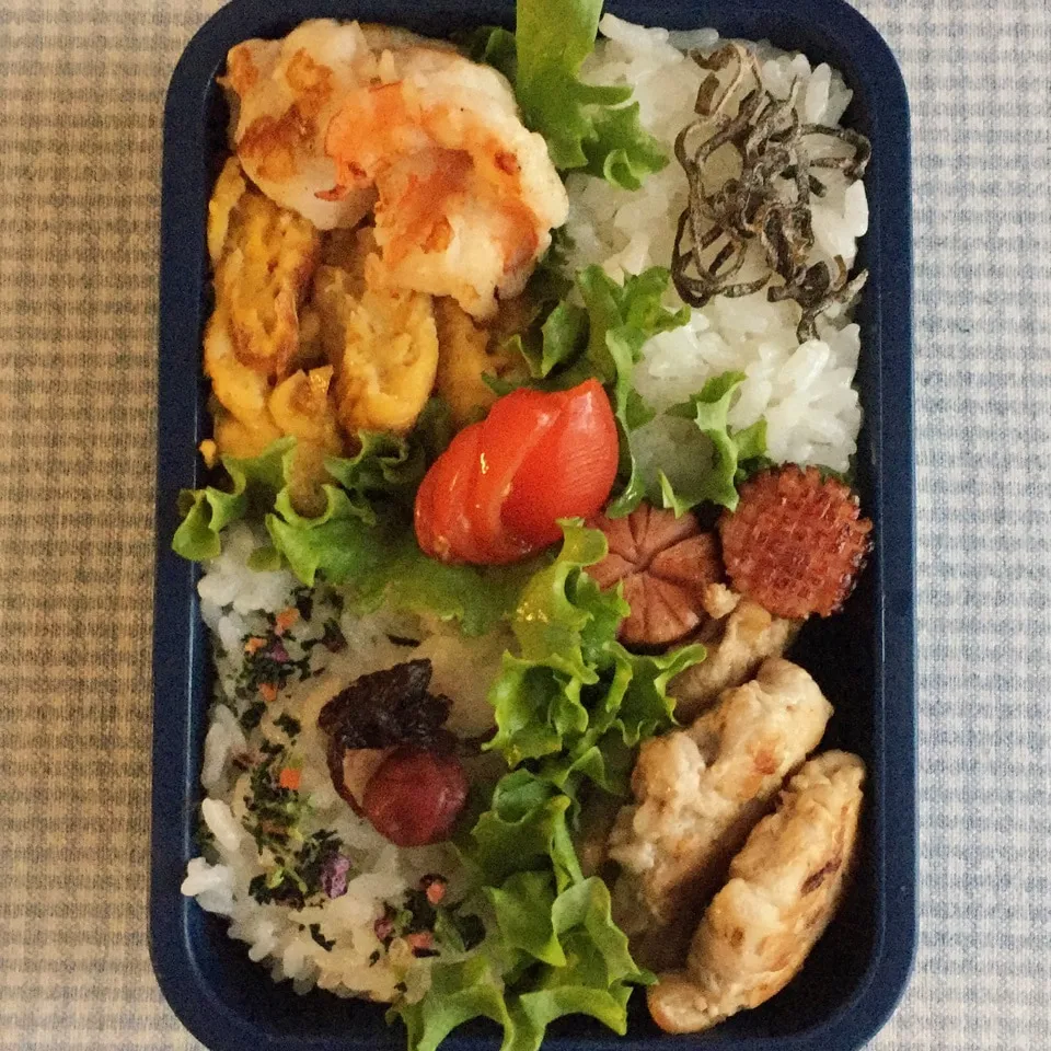 Snapdishの料理写真:旦那くんの夜勤弁当♪フレームアウト(T-T)笑笑|marksweetsさん