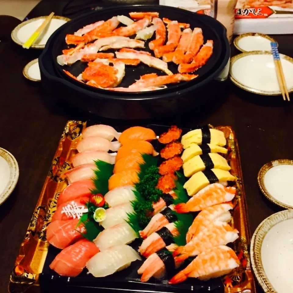 Snapdishの料理写真:今年も沢山の出会いに感謝しながら焼きガニ食べます♡笑|marksweetsさん