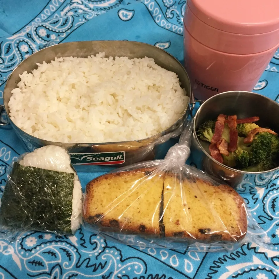 Snapdishの料理写真:男子高校生弁当No.202カレーを忘れたカレー弁当|mickyさん