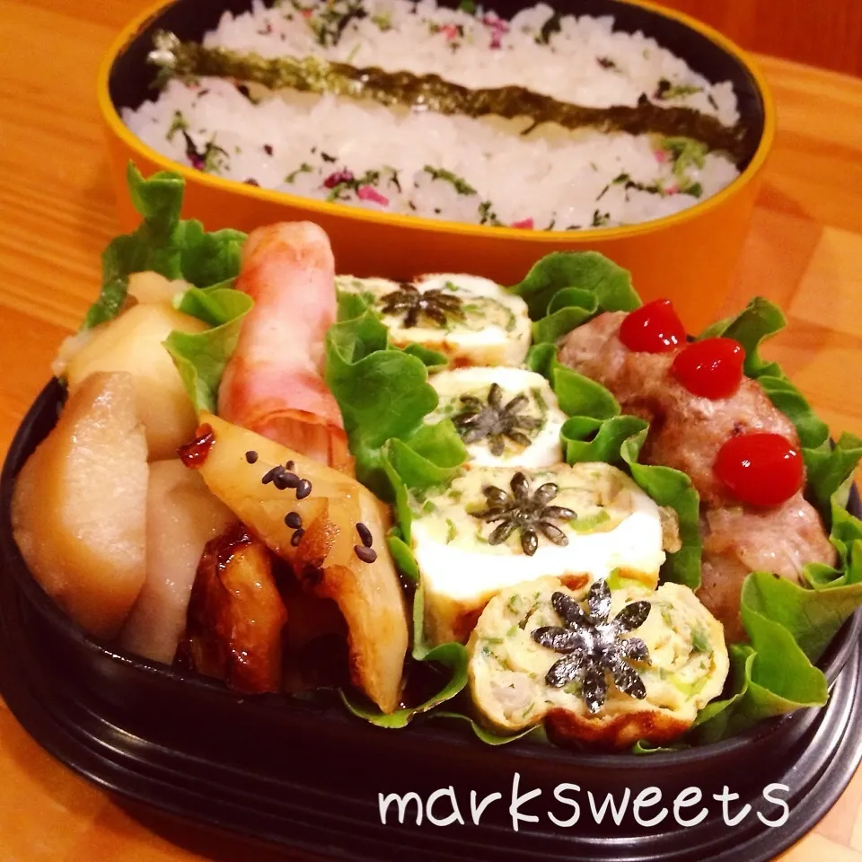 Snapdishの料理写真:旦那くんの夜勤弁当♪そして独り言…|marksweetsさん