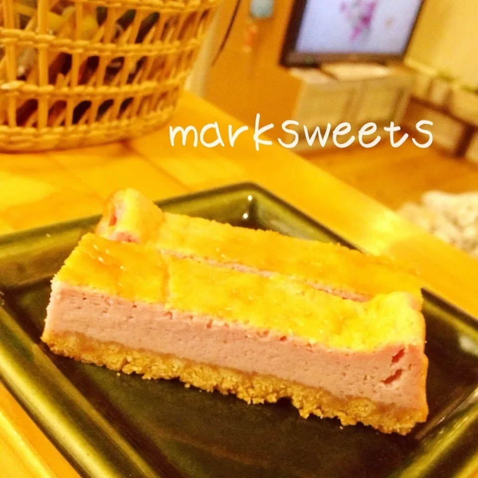 紫芋のベイクドチーズケーキや♪|marksweetsさん