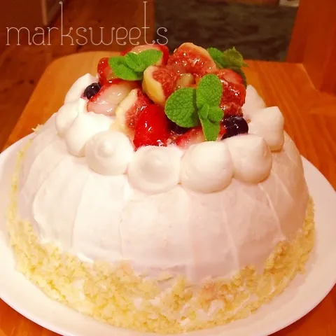 バースデーケーキや♡旦那くんよ…誕生日おめでとう♪|marksweetsさん