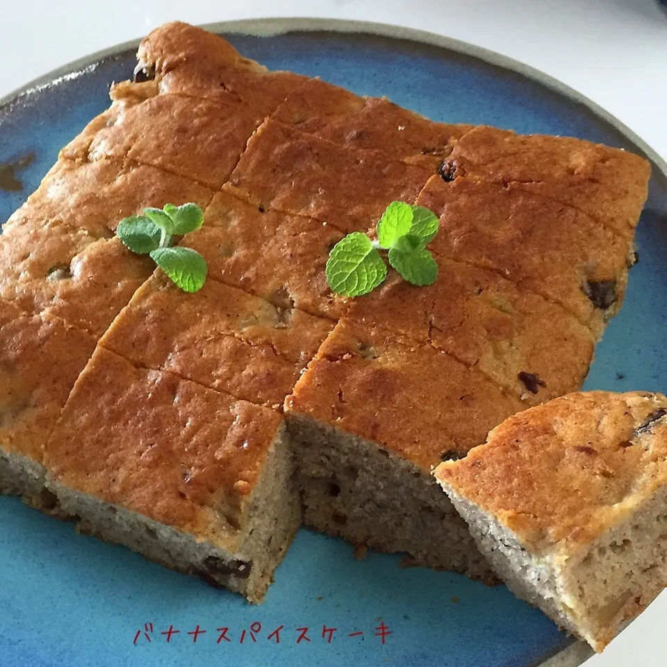 Snapdishの料理写真:バナナスパイスケーキ♡オールスパイスとブランデー|mickyさん