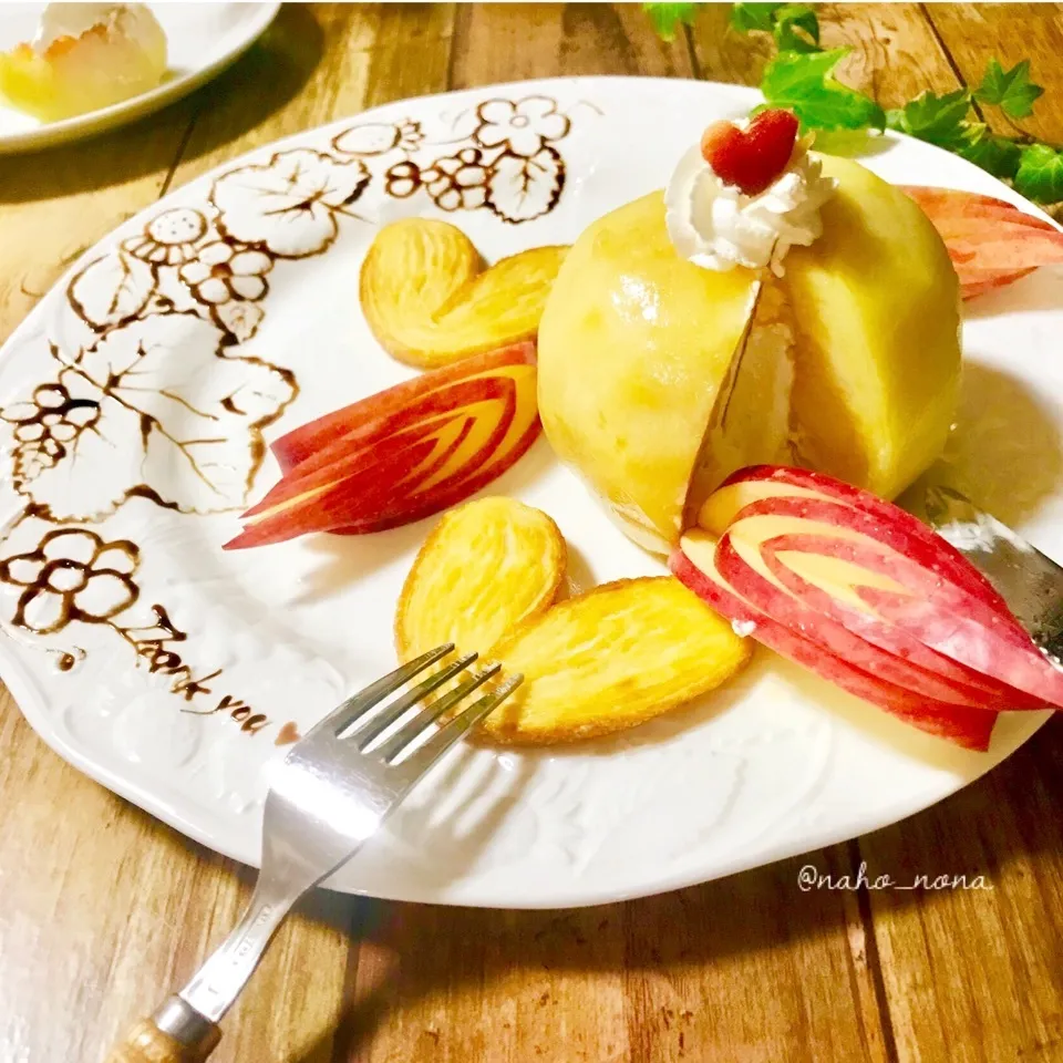 Snapdishの料理写真:はじめての桃まるごとケーキ♡|naho_nonaさん