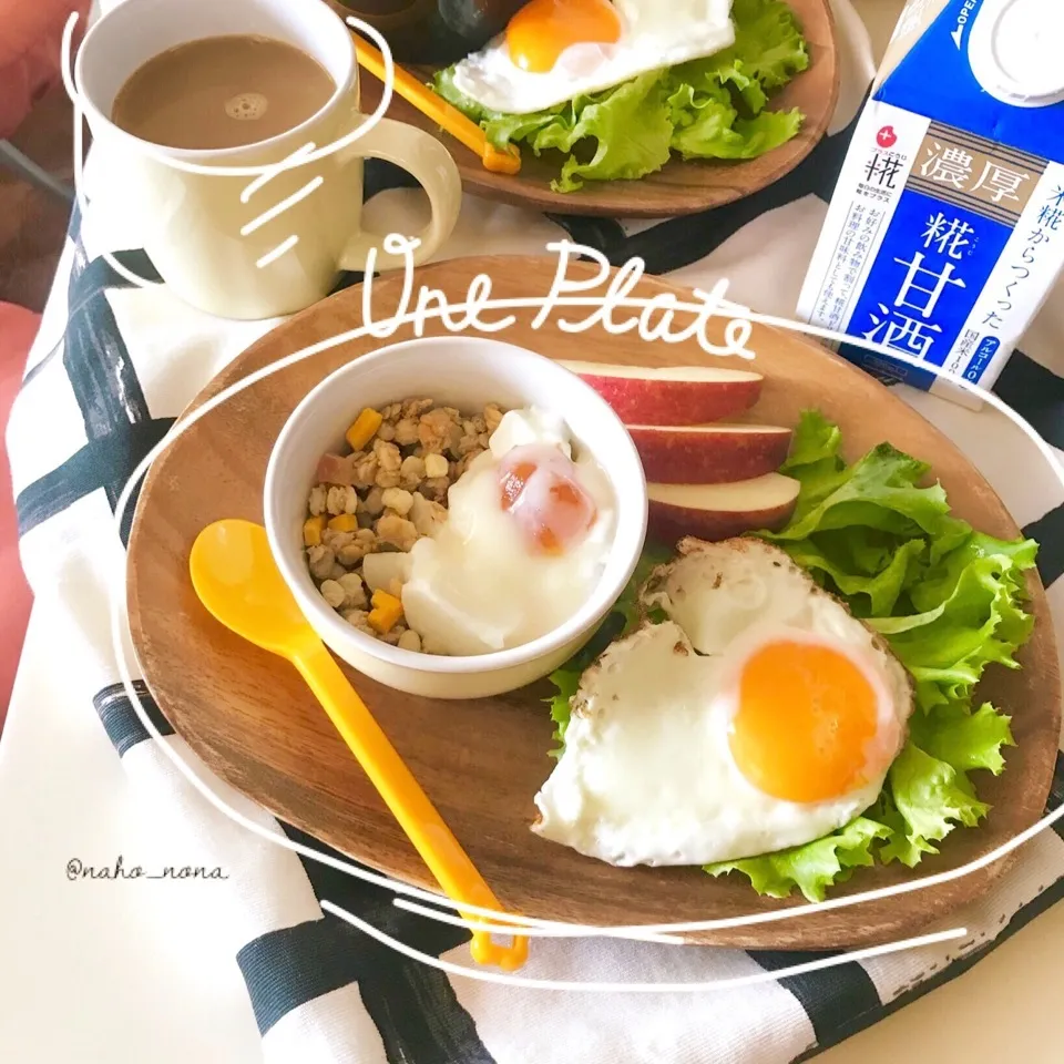 フルグラ×ヨーグルト×甘酒 ♩ワンプレート朝ごはん|naho_nonaさん