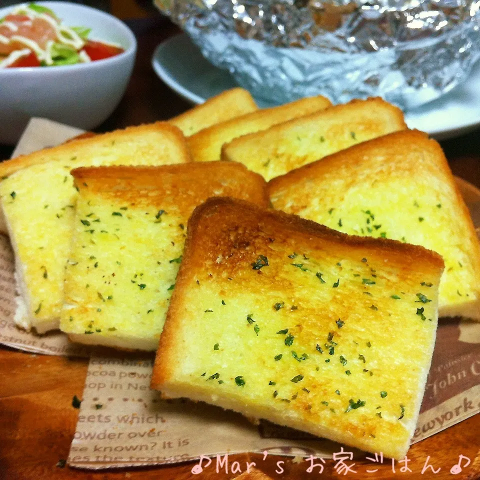 食パンで♪手軽にガーリックトースト♪|ma-chanさん