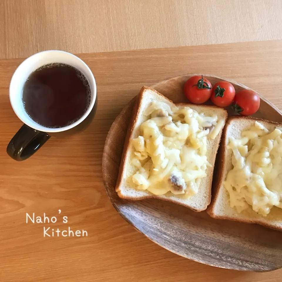 朝食♡シーフードグラタン乗っけトースト|naho_nonaさん