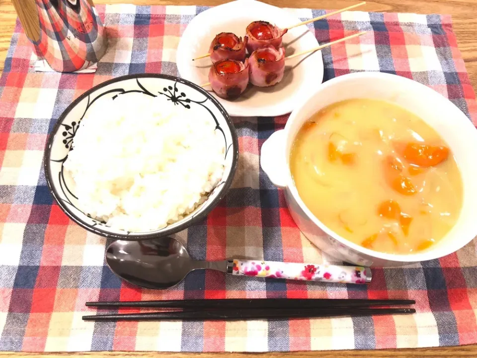 #シチュー  #プチトマトのベーコン巻き|ごはん🤤🍴さん