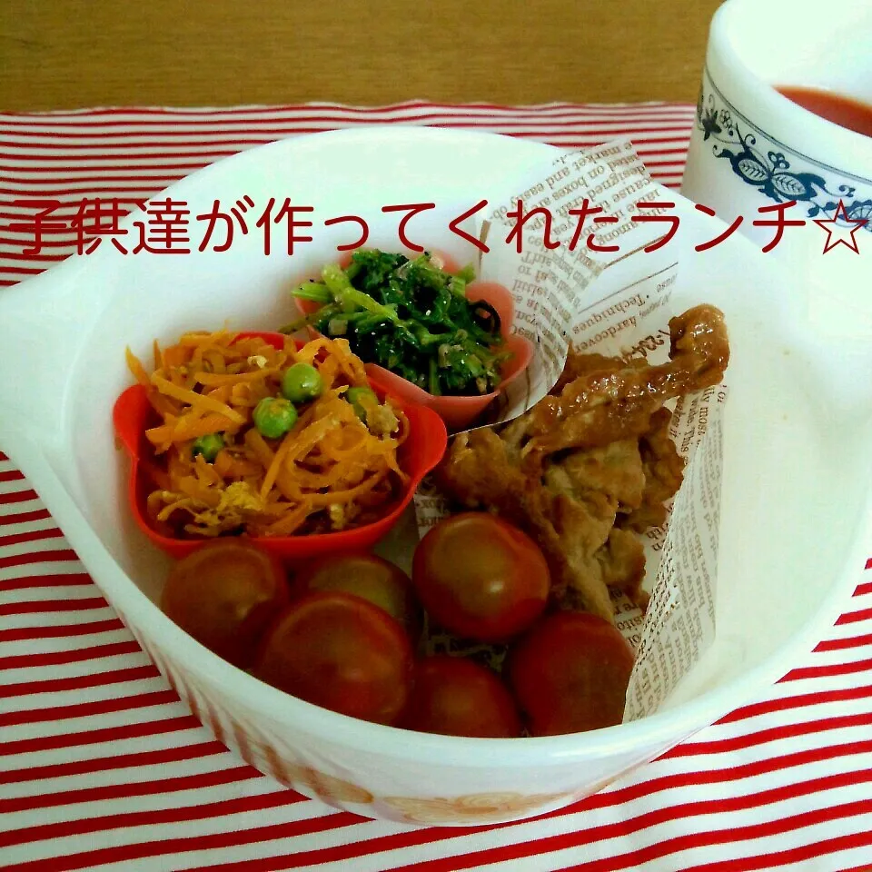 Snapdishの料理写真:子供達が作ってくれたランチ☆お弁当の日|mickyさん