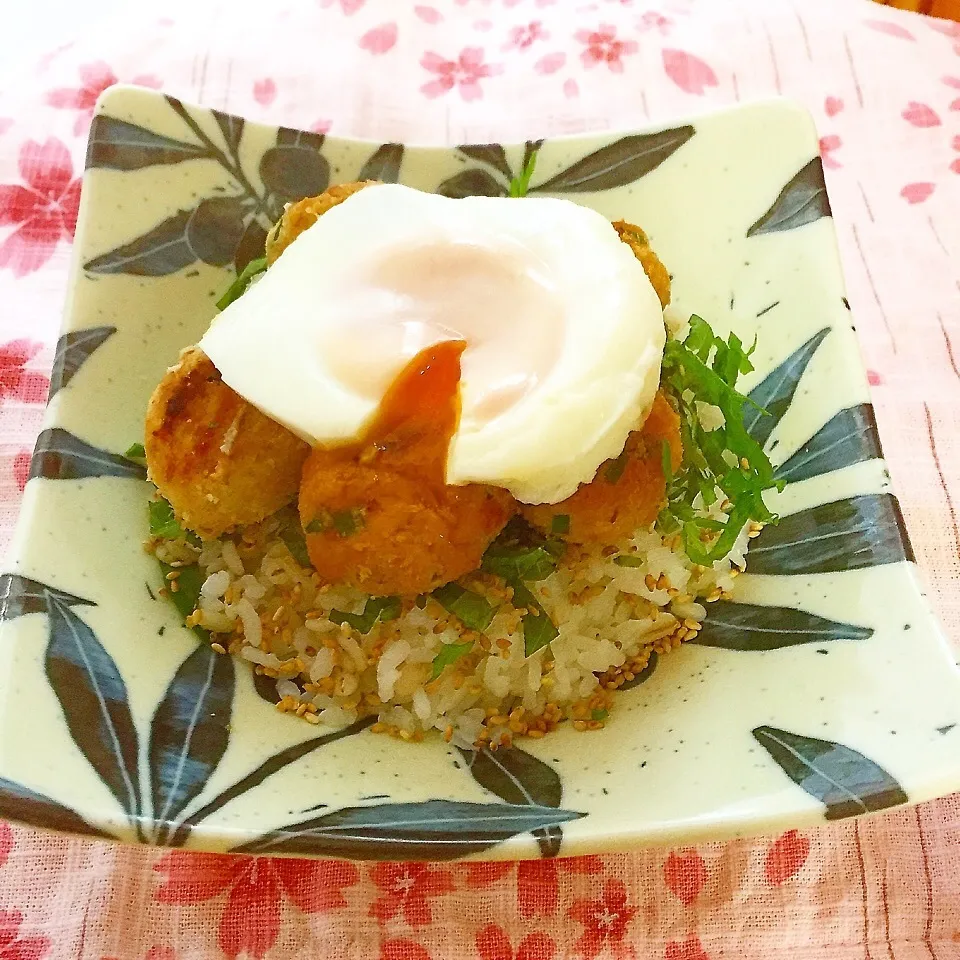 おから入り鶏団子の照焼き♡目玉焼きのせ|ぷうさんさん