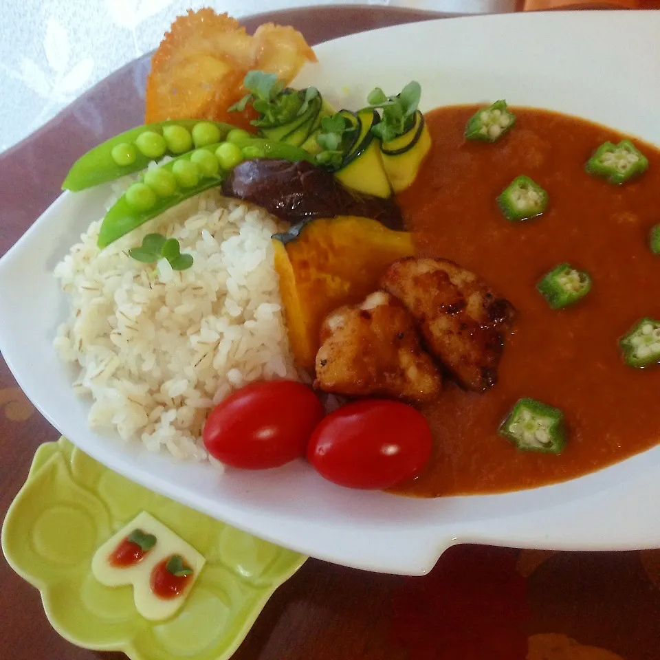 Snapdishの料理写真:夏野菜のスープカレー|ぷうさんさん