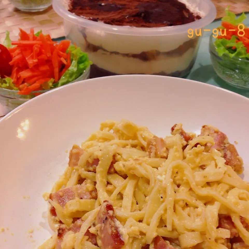 手作りパスタでカルボナーラの夕飯♪|ぐぅさん