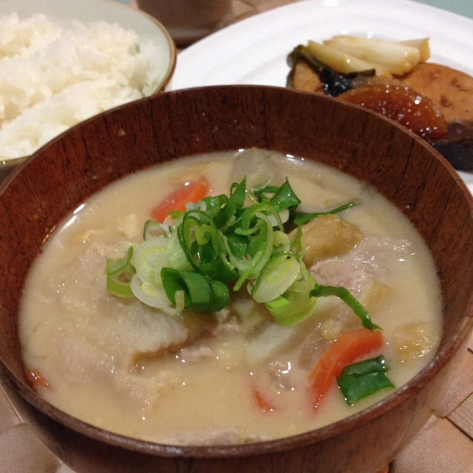 粕汁とぶりの照り焼きの夕飯♪|ぐぅさん