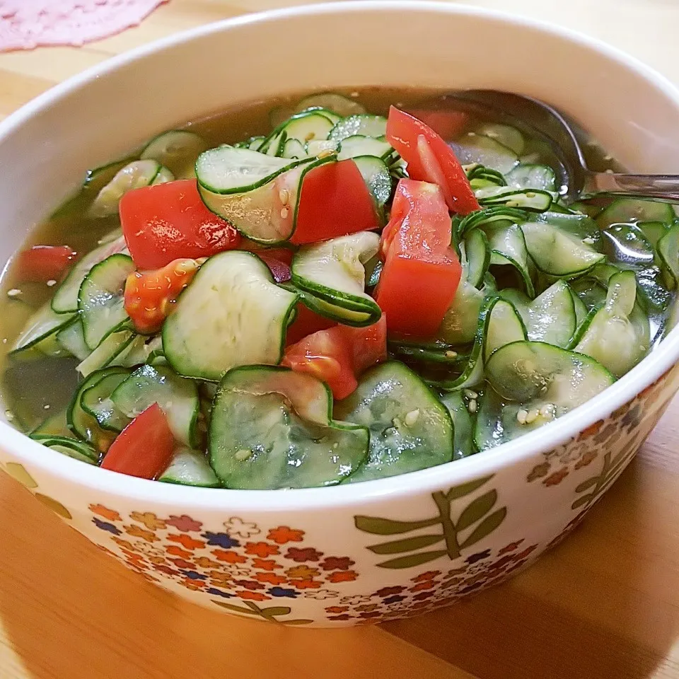 Snapdishの料理写真:✳️胡瓜とトマトの中華風酢の物✳️さっぱり💕|薪clubさん