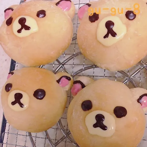 shioriさんの白パンでコリラックマ|ぐぅさん